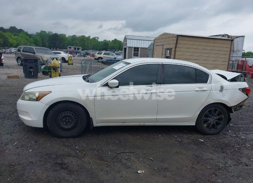 Photo 14 of 2009 Honda Accord 2.4 LX (VIN 1HGCP26389A069484)