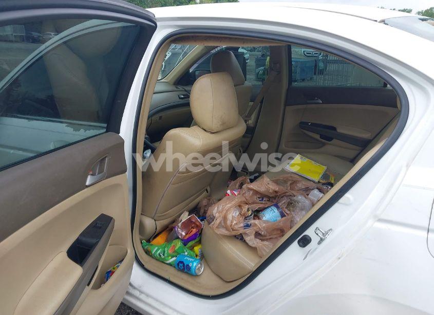 Photo 8 of 2009 Honda Accord 2.4 LX (VIN 1HGCP26389A069484)