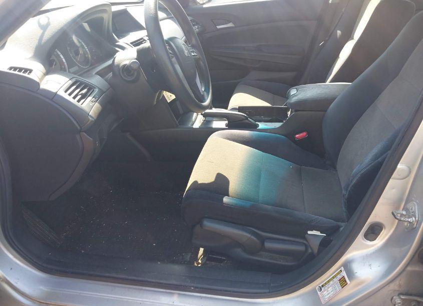 Photo 5 of 2009 Honda Accord 2.4 LX (VIN 1HGCP26389A093851)