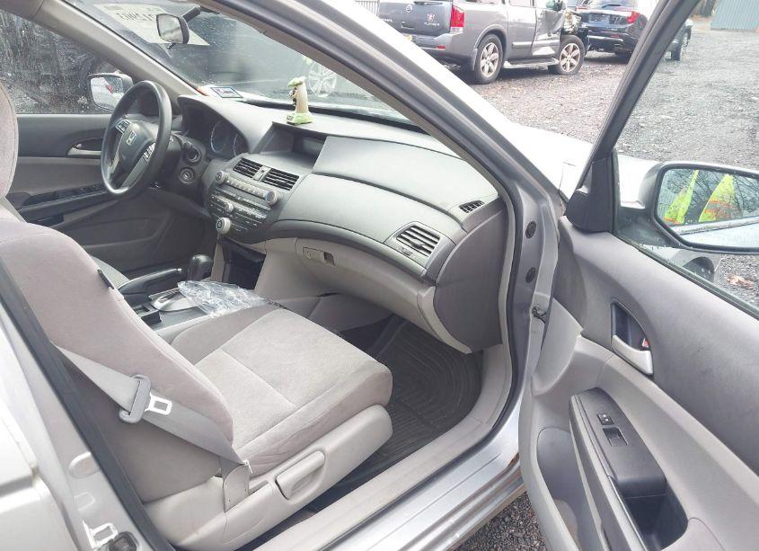 Photo 5 of 2009 Honda Accord 2.4 LX (VIN 1HGCP26389A147519)