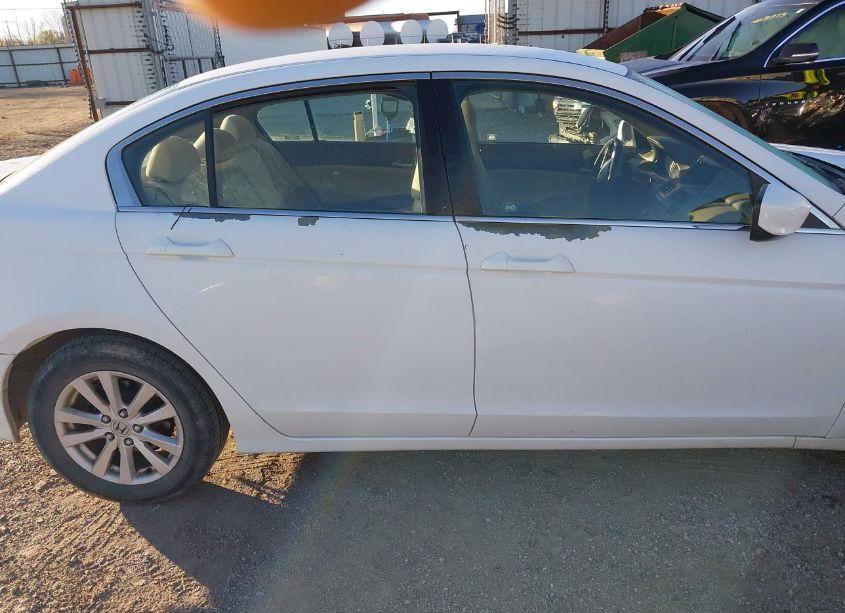 Photo 14 of 2009 Honda Accord 2.4 LX (VIN 1HGCP26389A148900)