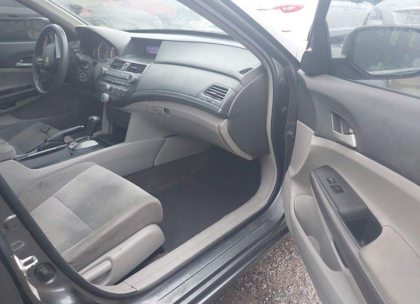 Photo 5 of 2009 Honda Accord 2.4 LX (VIN 1HGCP26389A200171)