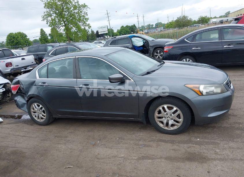 Photo 13 of 2008 Honda Accord 2.4 LX (VIN 1HGCP26398A019174)