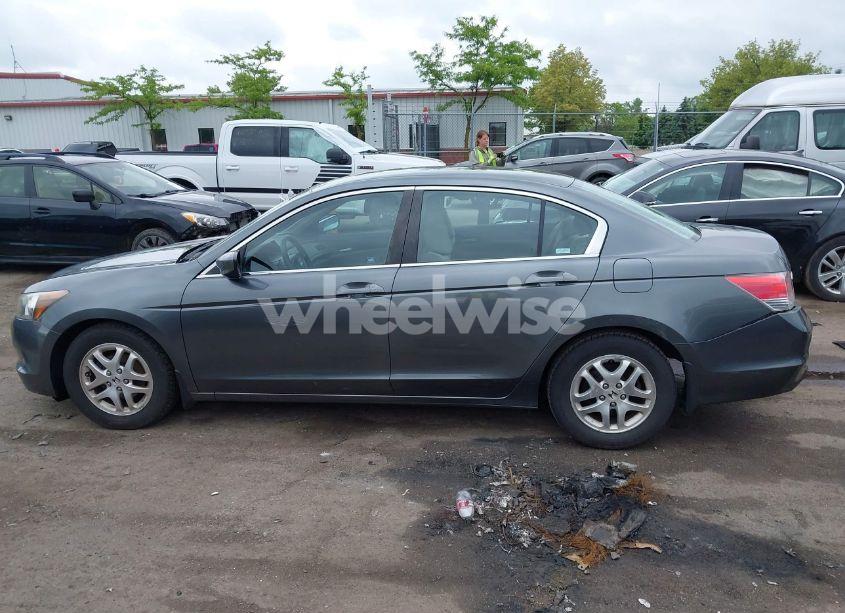 Photo 14 of 2008 Honda Accord 2.4 LX (VIN 1HGCP26398A019174)