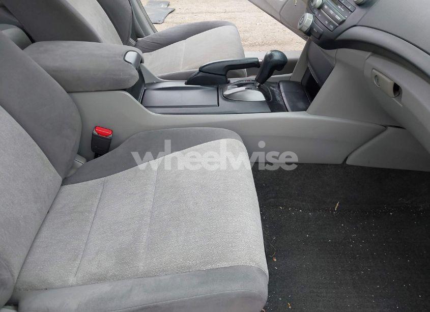 Photo 5 of 2008 Honda Accord 2.4 LX (VIN 1HGCP26398A019174)