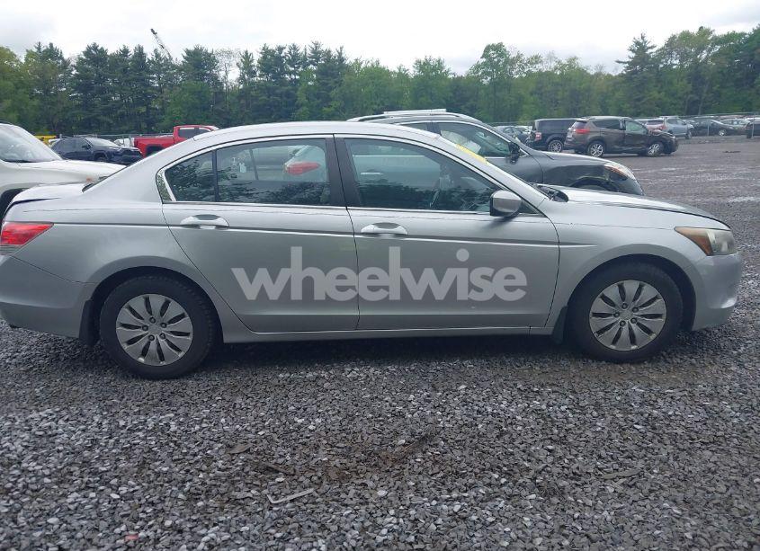 Photo 13 of 2008 Honda Accord 2.4 LX (VIN 1HGCP26398A082999)