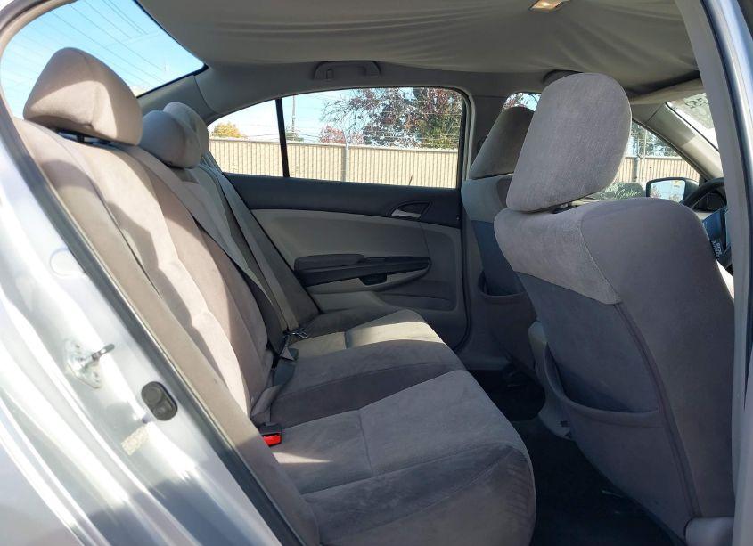 Photo 8 of 2009 Honda Accord 2.4 LX (VIN 1HGCP26399A050331)