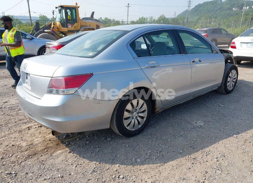 Photo 4 of 2009 Honda Accord LX (VIN 1HGCP26399A071552)