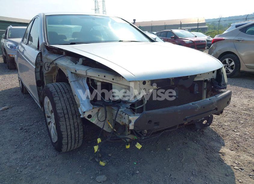 Photo 6 of 2009 Honda Accord LX (VIN 1HGCP26399A071552)