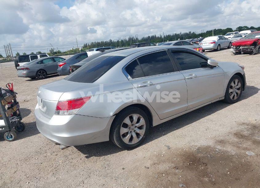 Photo 4 of 2009 Honda Accord 2.4 LX (VIN 1HGCP26399A142636)