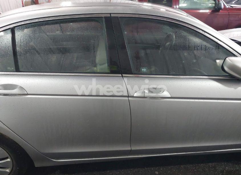 Photo 13 of 2008 Honda Accord 2.4 LX (VIN 1HGCP263X8A016218)