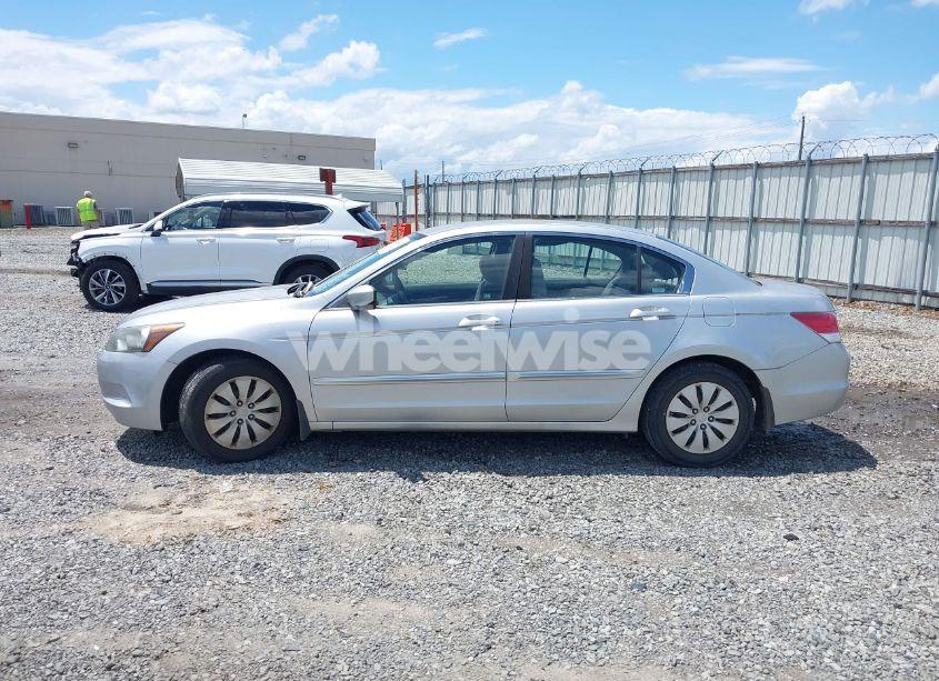 Photo 14 of 2008 Honda Accord 2.4 LX (VIN 1HGCP263X8A137931)