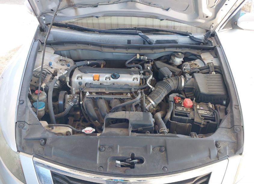 Photo 10 of 2009 Honda Accord 2.4 LX (VIN 1HGCP263X9A011098)