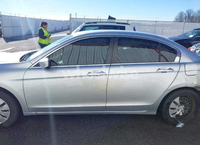 Photo 14 of 2009 Honda Accord 2.4 LX (VIN 1HGCP263X9A018827)