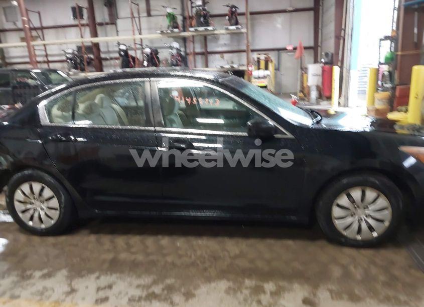 Photo 14 of 2009 Honda Accord 2.4 LX (VIN 1HGCP263X9A019346)