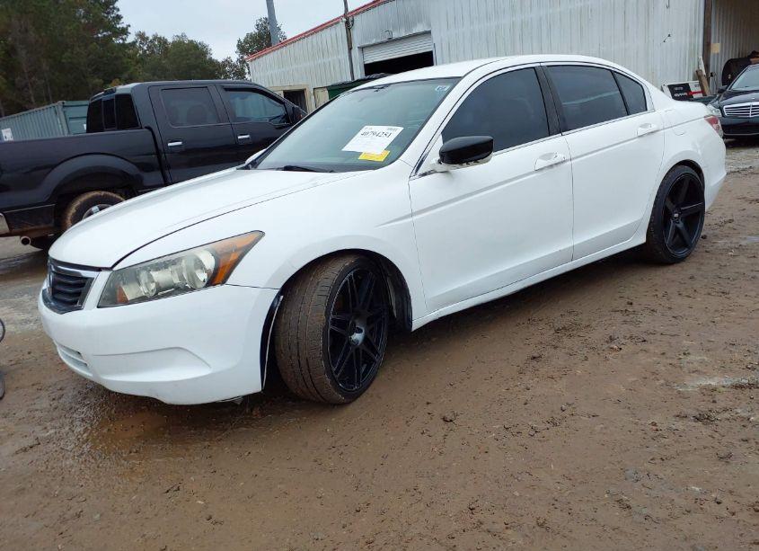 Photo 2 of 2009 Honda Accord LX (VIN 1HGCP263X9A029858)