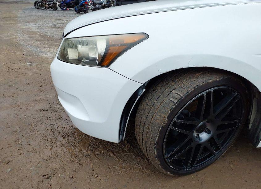 Photo 6 of 2009 Honda Accord LX (VIN 1HGCP263X9A029858)