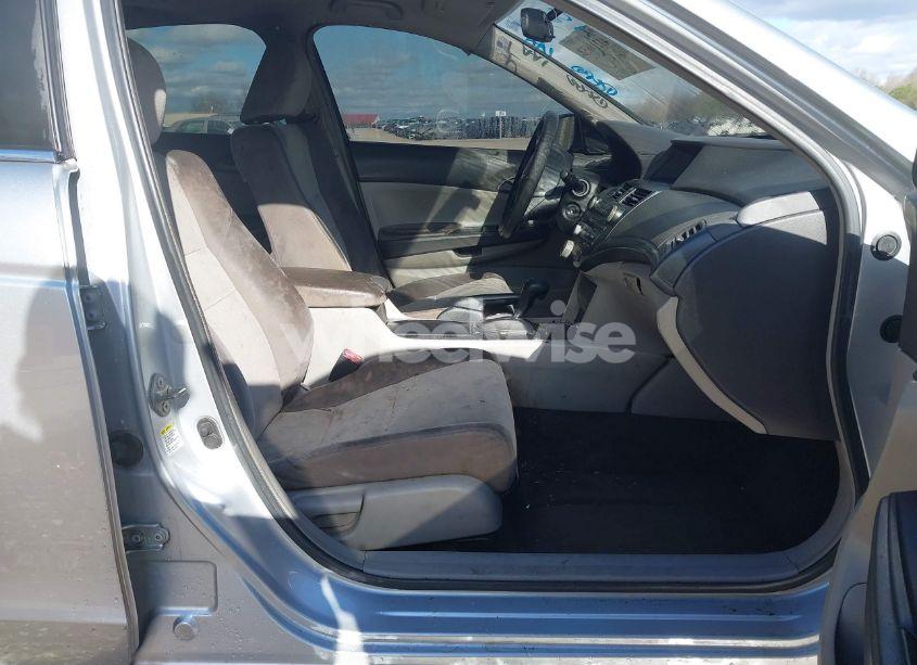 Photo 5 of 2009 Honda Accord 2.4 LX (VIN 1HGCP263X9A063704)