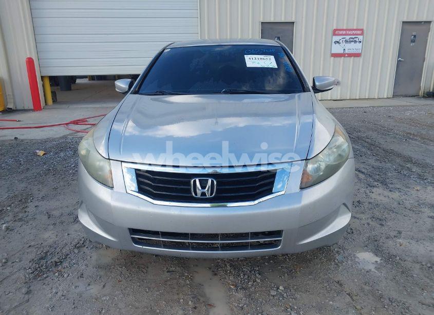 Photo 6 of 2009 Honda Accord 2.4 LX (VIN 1HGCP263X9A063704)