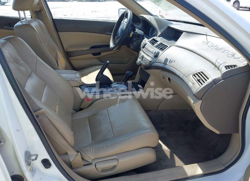 Photo 5 of 2009 Honda Accord 2.4 LX (VIN 1HGCP263X9A066277)