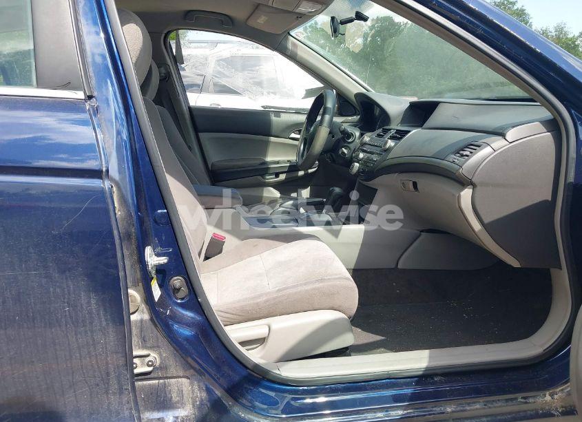 Photo 5 of 2009 Honda Accord 2.4 LX (VIN 1HGCP263X9A111251)