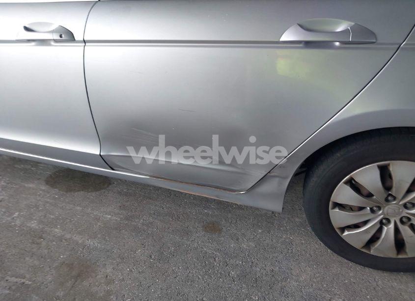 Photo 12 of 2009 Honda Accord 2.4 LX (VIN 1HGCP263X9A152463)