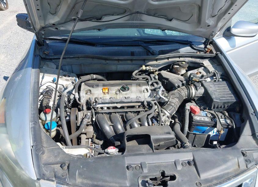 Photo 10 of 2009 Honda Accord 2.4 LX (VIN 1HGCP263X9A185995)