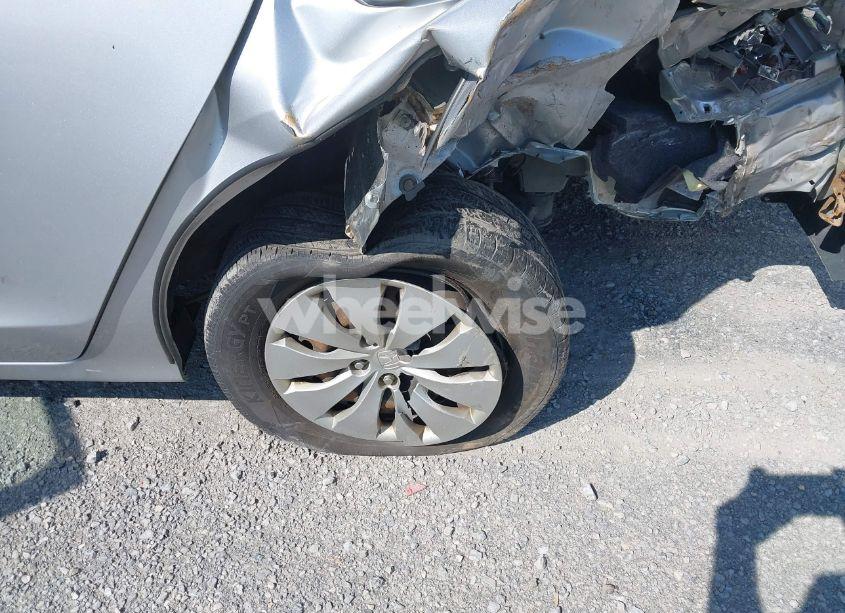 Photo 12 of 2009 Honda Accord 2.4 LX (VIN 1HGCP263X9A185995)