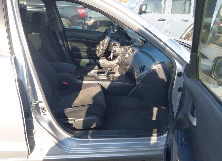 Photo 5 of 2009 Honda Accord 2.4 LX (VIN 1HGCP263X9A186368)