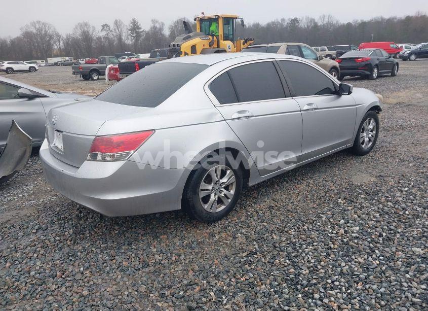 Photo 4 of 2008 Honda Accord 2.4 LX-P (VIN 1HGCP26408A033117)