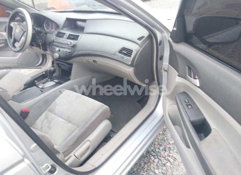 Photo 5 of 2008 Honda Accord 2.4 LX-P (VIN 1HGCP26408A033117)