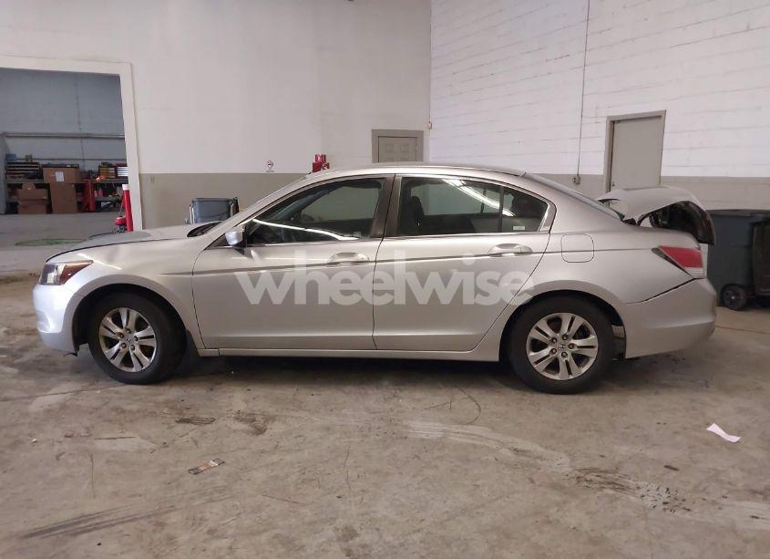 Photo 14 of 2008 Honda Accord 2.4 LX-P (VIN 1HGCP26408A039323)