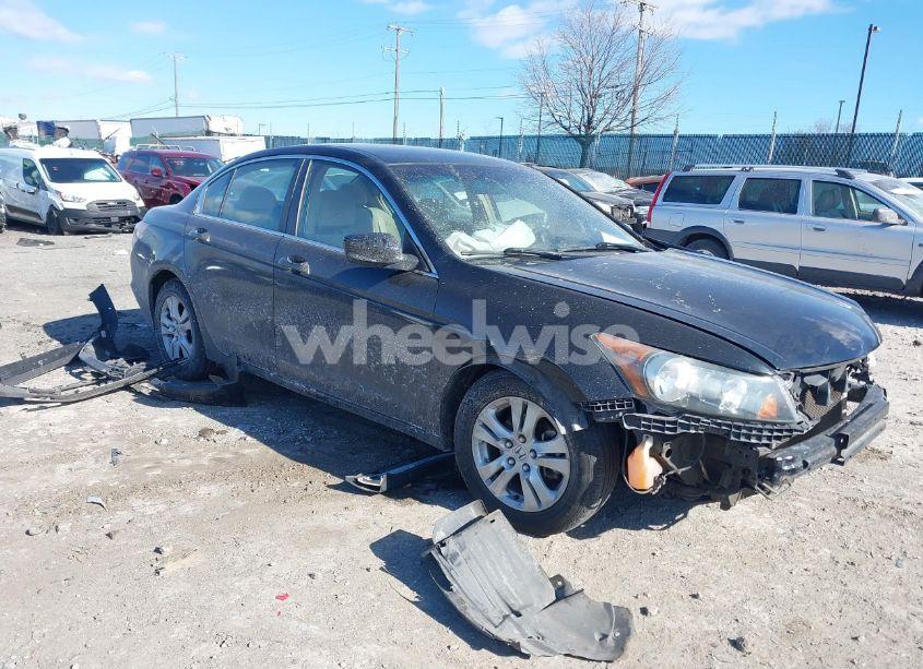 2008 Honda Accord 2.4 LX-P (VIN 1HGCP26408A077800) main photo