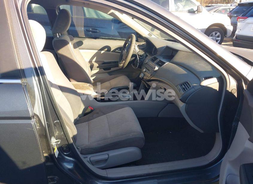 Photo 5 of 2009 Honda Accord 2.4 LX-P (VIN 1HGCP26409A004119)