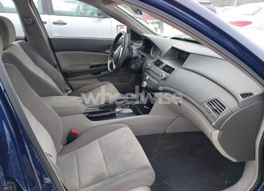 Photo 5 of 2009 Honda Accord 2.4 LX-P (VIN 1HGCP26409A080665)