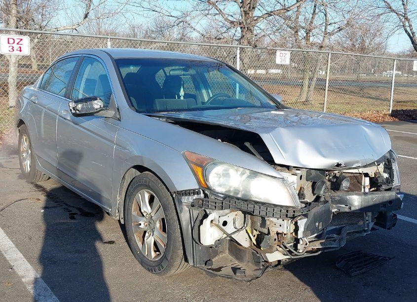2009 Honda Accord 2.4 LX-P (VIN 1HGCP26409A109906) main photo