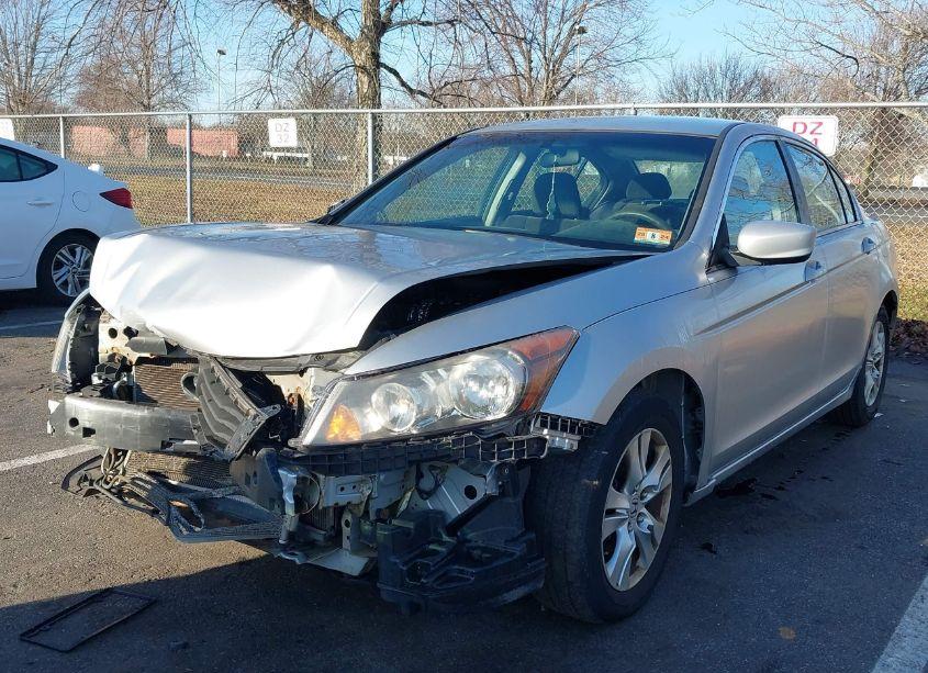 Photo 2 of 2009 Honda Accord 2.4 LX-P (VIN 1HGCP26409A109906)