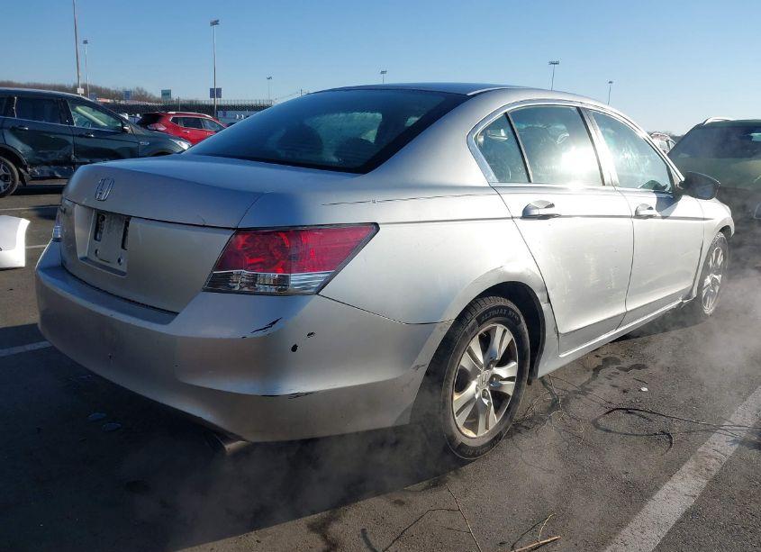 Photo 4 of 2009 Honda Accord 2.4 LX-P (VIN 1HGCP26409A109906)