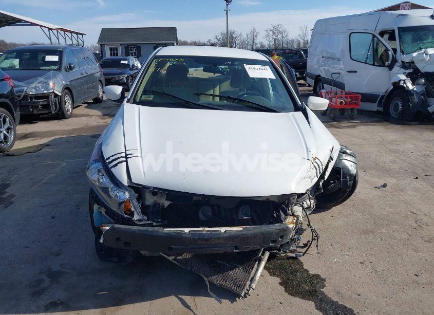 Photo 12 of 2009 Honda Accord 2.4 LX-P (VIN 1HGCP26409A180121)