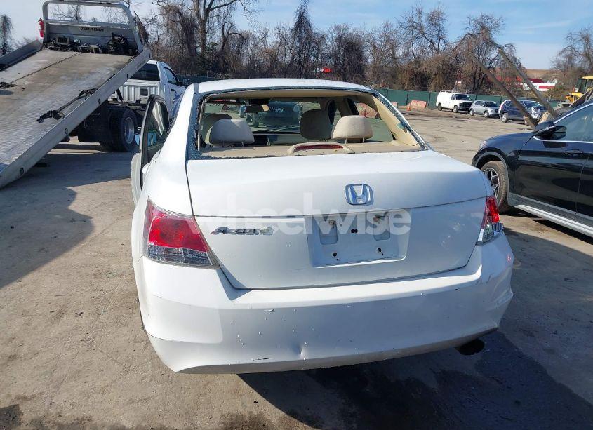 Photo 16 of 2009 Honda Accord 2.4 LX-P (VIN 1HGCP26409A180121)