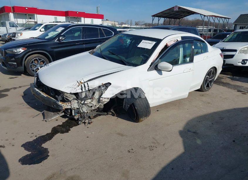 Photo 2 of 2009 Honda Accord 2.4 LX-P (VIN 1HGCP26409A180121)