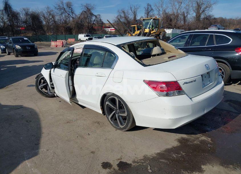 Photo 3 of 2009 Honda Accord 2.4 LX-P (VIN 1HGCP26409A180121)