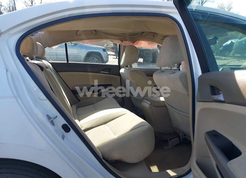 Photo 8 of 2009 Honda Accord 2.4 LX-P (VIN 1HGCP26409A180121)