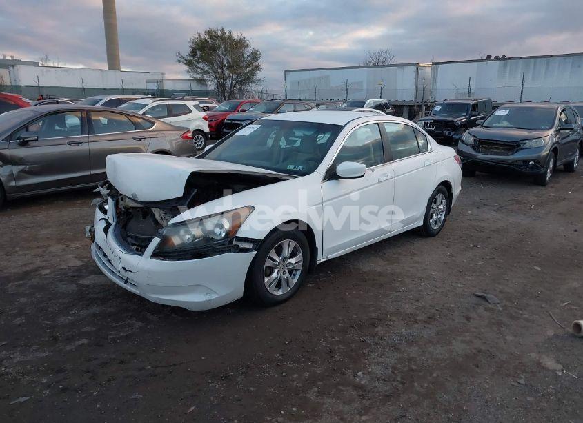 Photo 2 of 2009 Honda Accord 2.4 LX-P (VIN 1HGCP26409A190907)