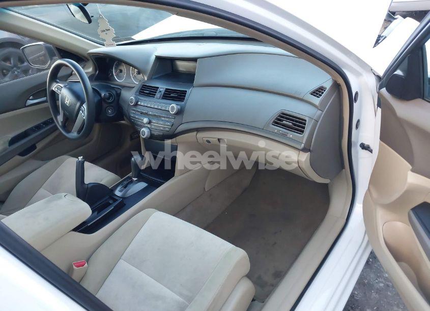 Photo 5 of 2009 Honda Accord 2.4 LX-P (VIN 1HGCP26409A190907)