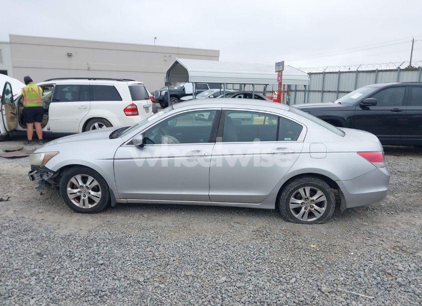 Photo 15 of 2008 Honda Accord 2.4 LX-P (VIN 1HGCP26418A001065)