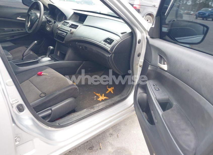 Photo 5 of 2008 Honda Accord 2.4 LX-P (VIN 1HGCP26418A027312)