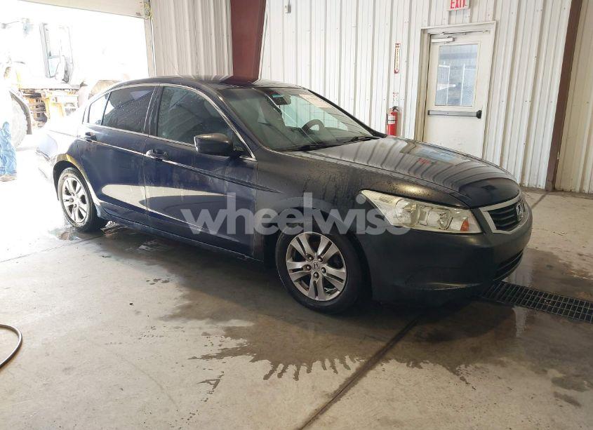 2008 Honda Accord 2.4 LX-P (VIN 1HGCP26418A075988) main photo