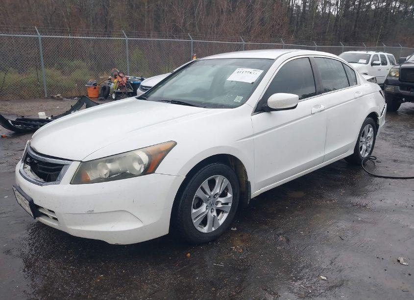 Photo 2 of 2009 Honda Accord 2.4 LX-P (VIN 1HGCP26419A027456)