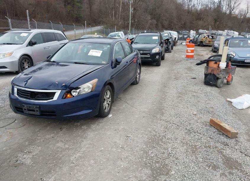 Photo 2 of 2009 Honda Accord 2.4 LX-P (VIN 1HGCP26419A040286)